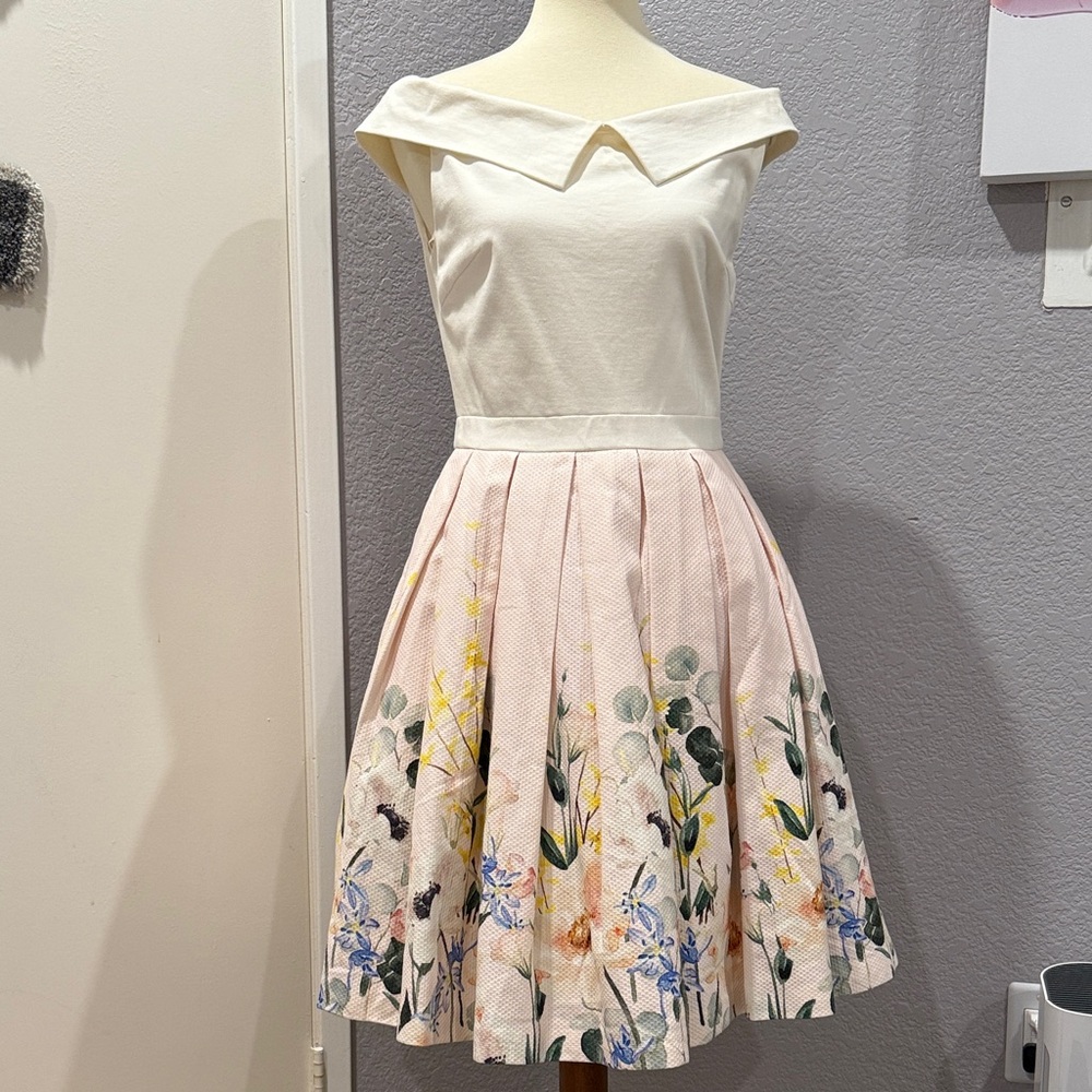 Ted Baker London – Elegant Floral Plated Skirt Fit & Flare Dress